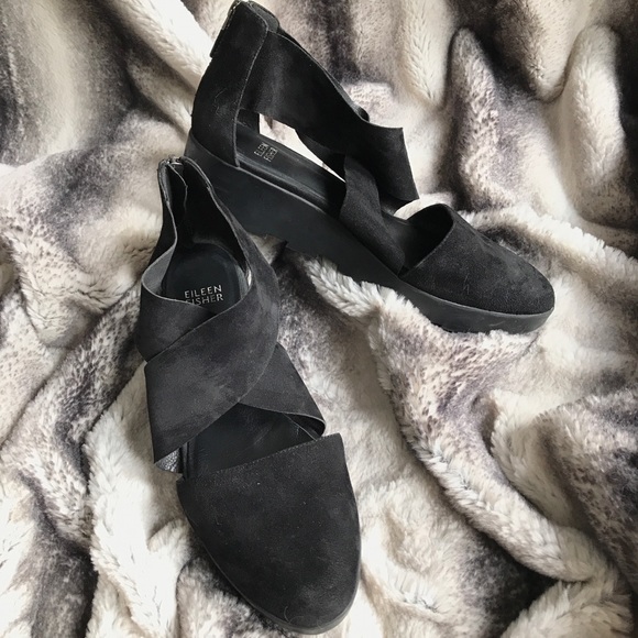 Eileen Fisher Buoy Platforms